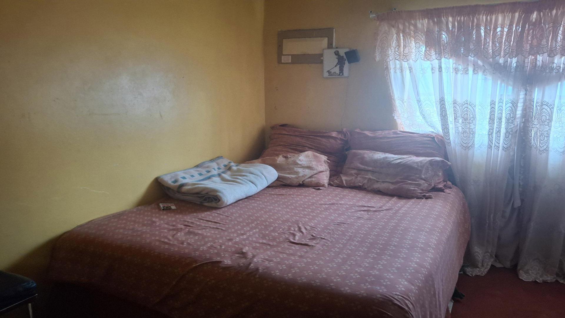 Bed Room 2 of property in Tembisa
