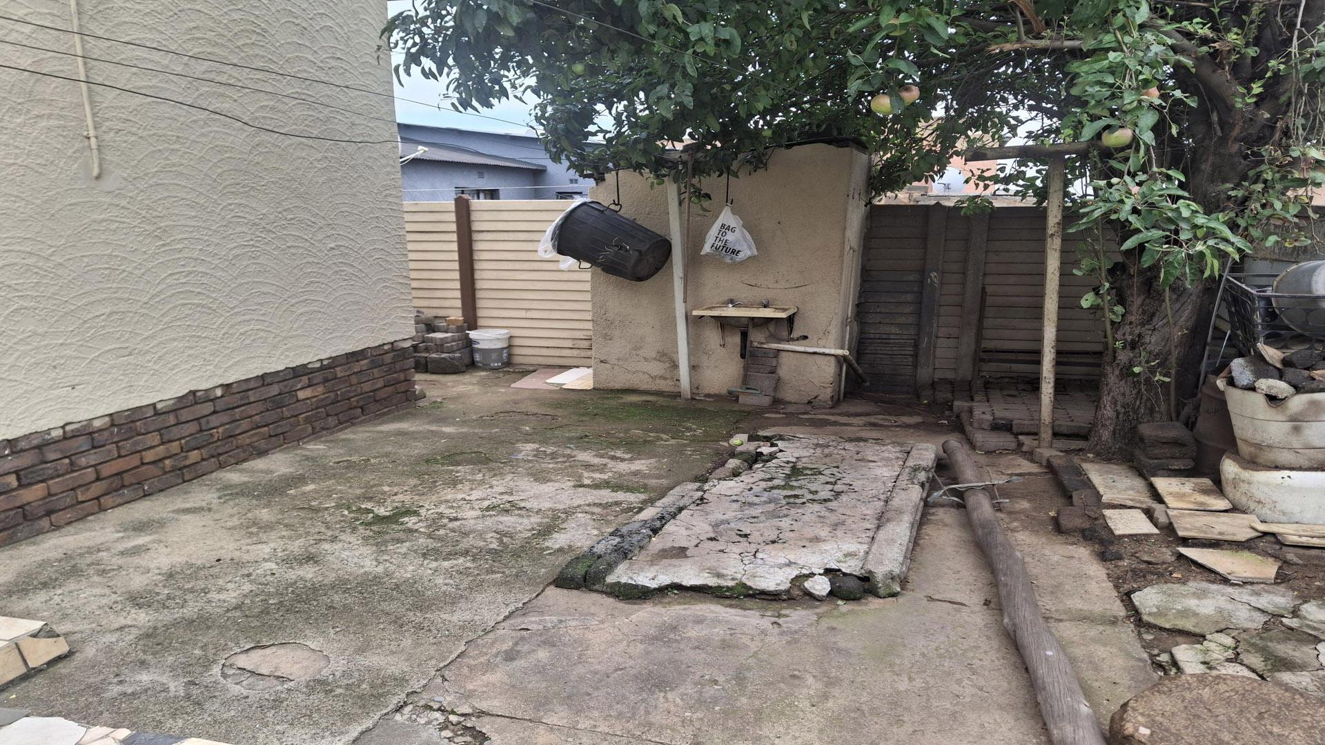 Backyard of property in Tembisa