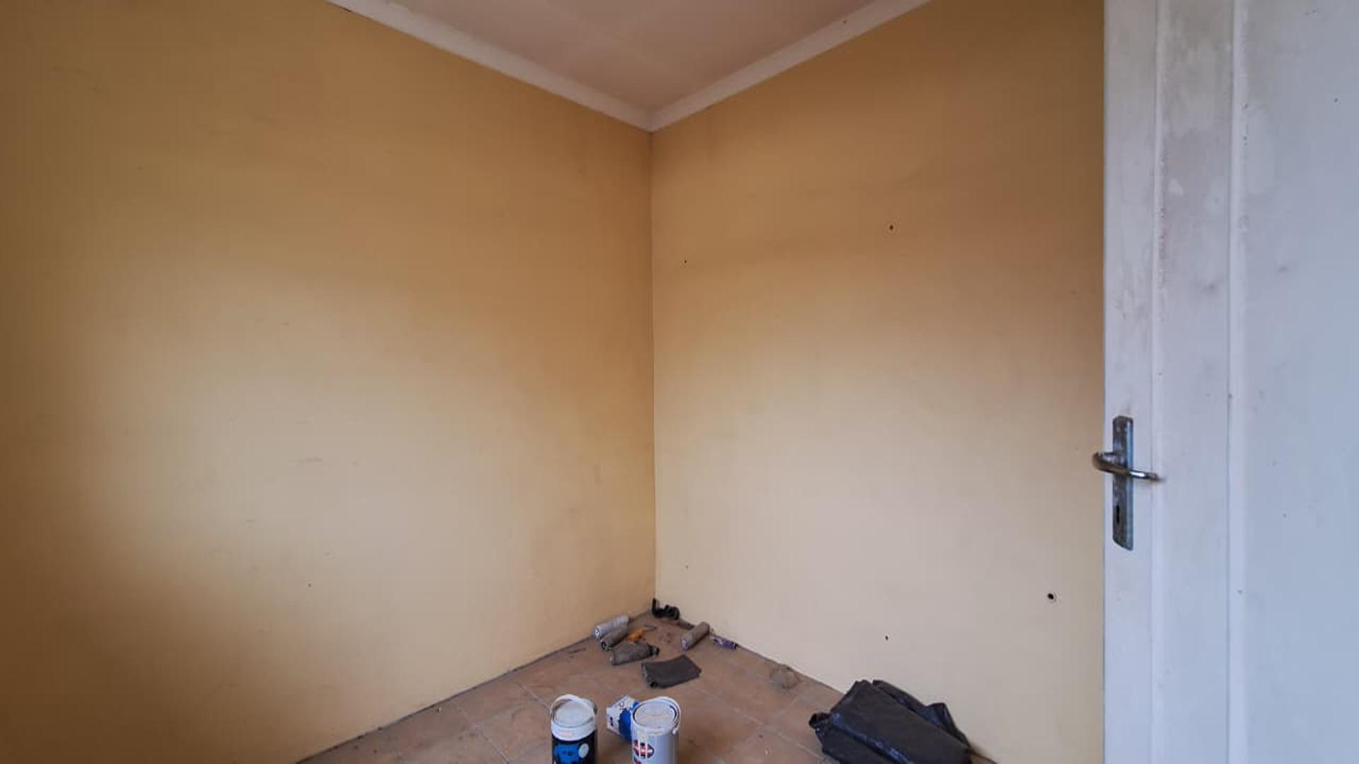 Bed Room 3 - 12 square meters of property in Rynfield