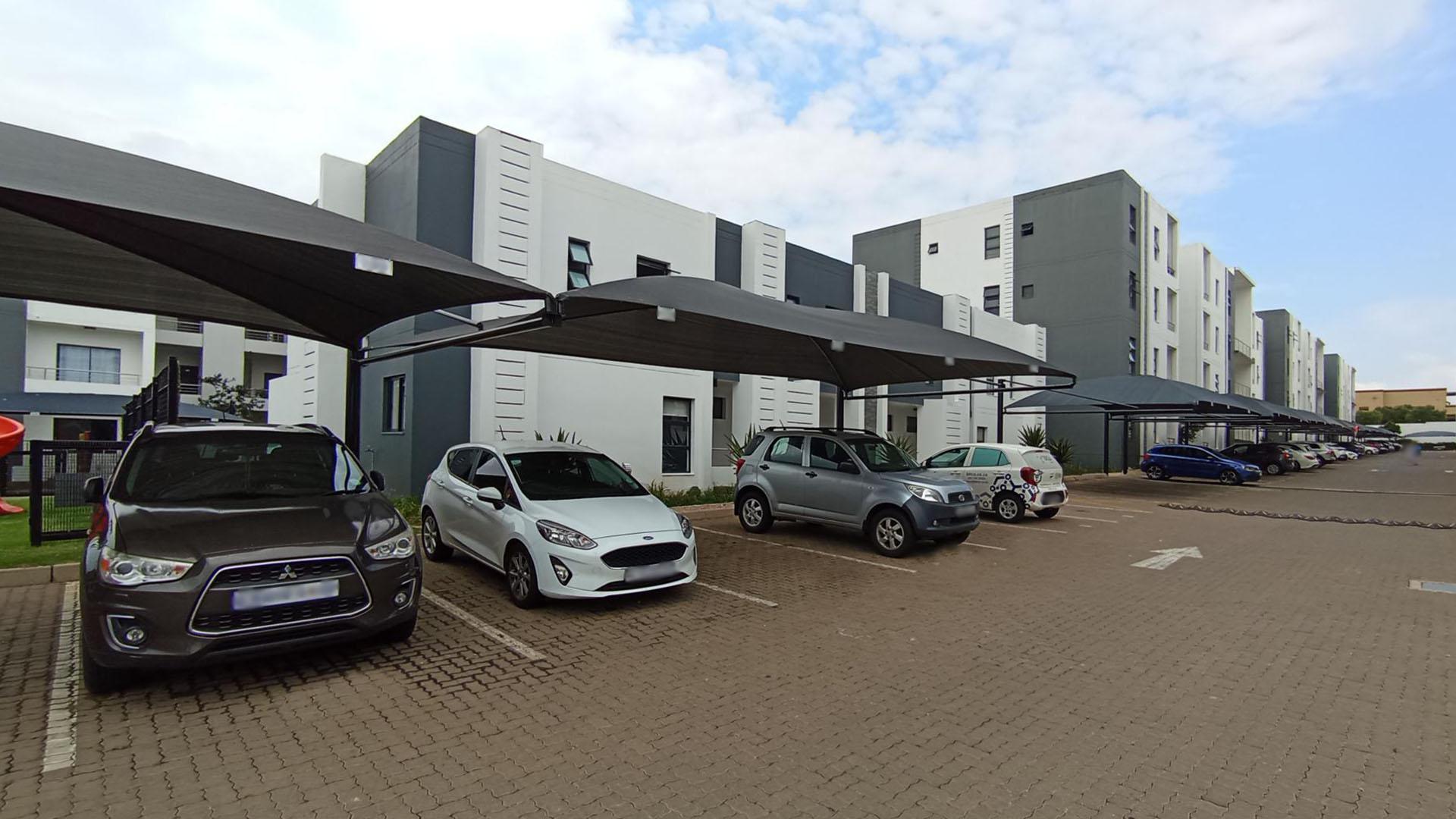 Front View of property in Erand Gardens