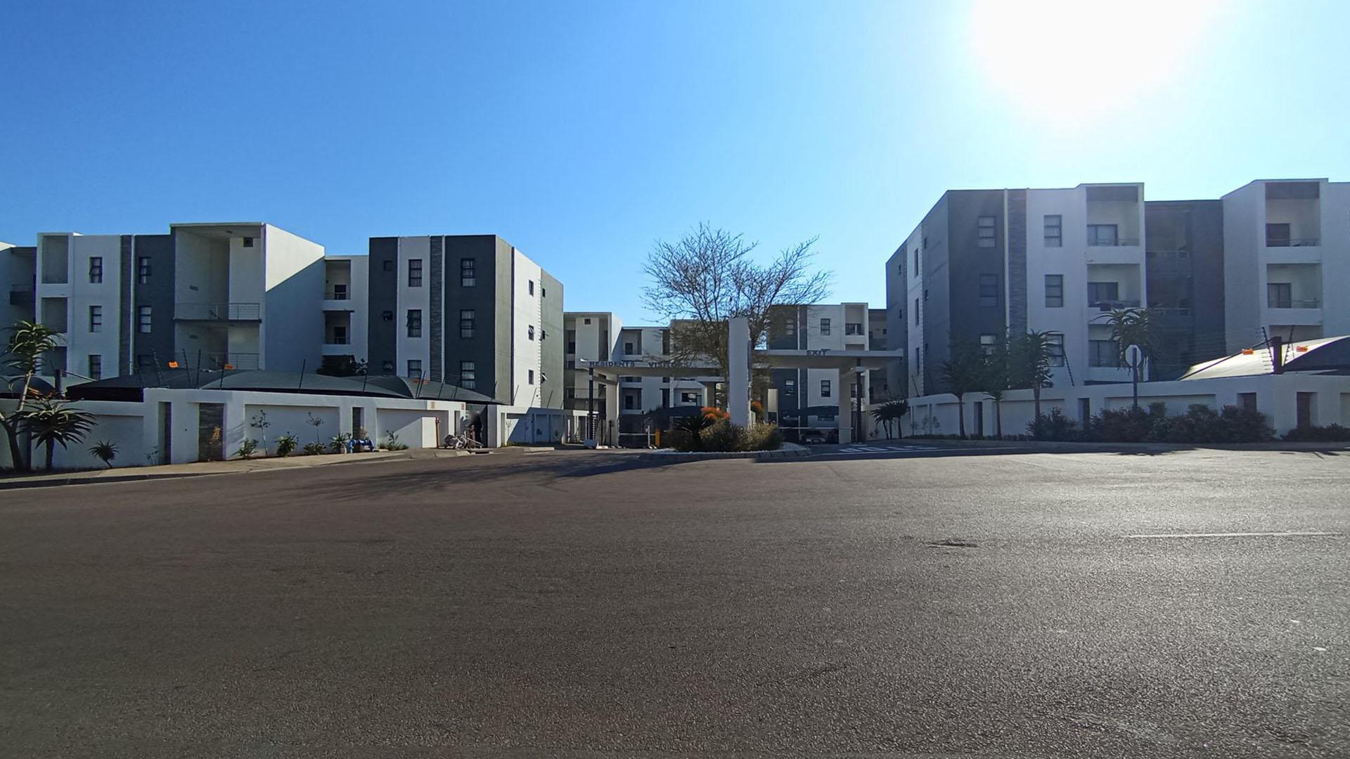 Front View of property in Erand Gardens