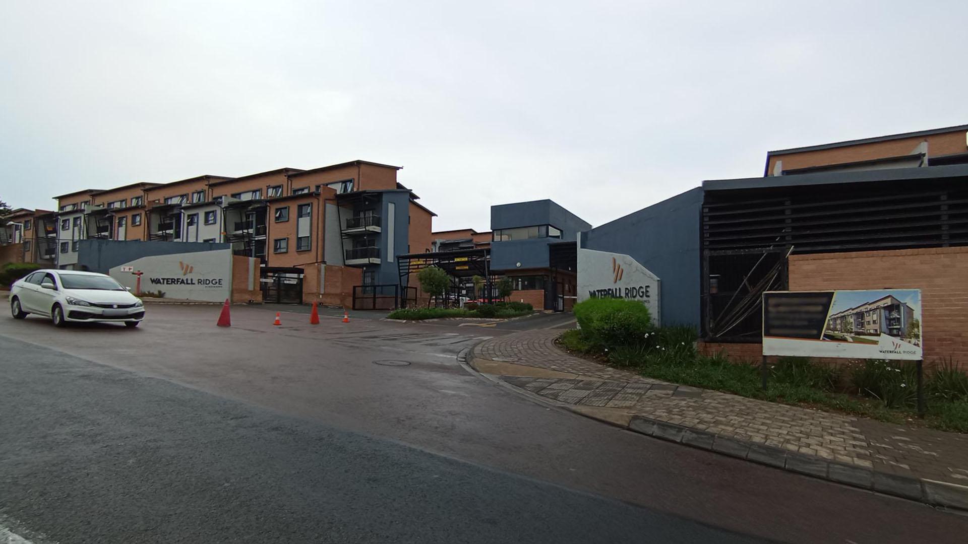 Front View of property in Vorna Valley