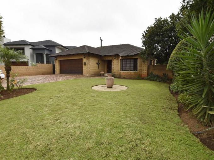 4 Bedroom House for Sale For Sale in Moreletapark - MR703709