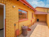  of property in Wilropark