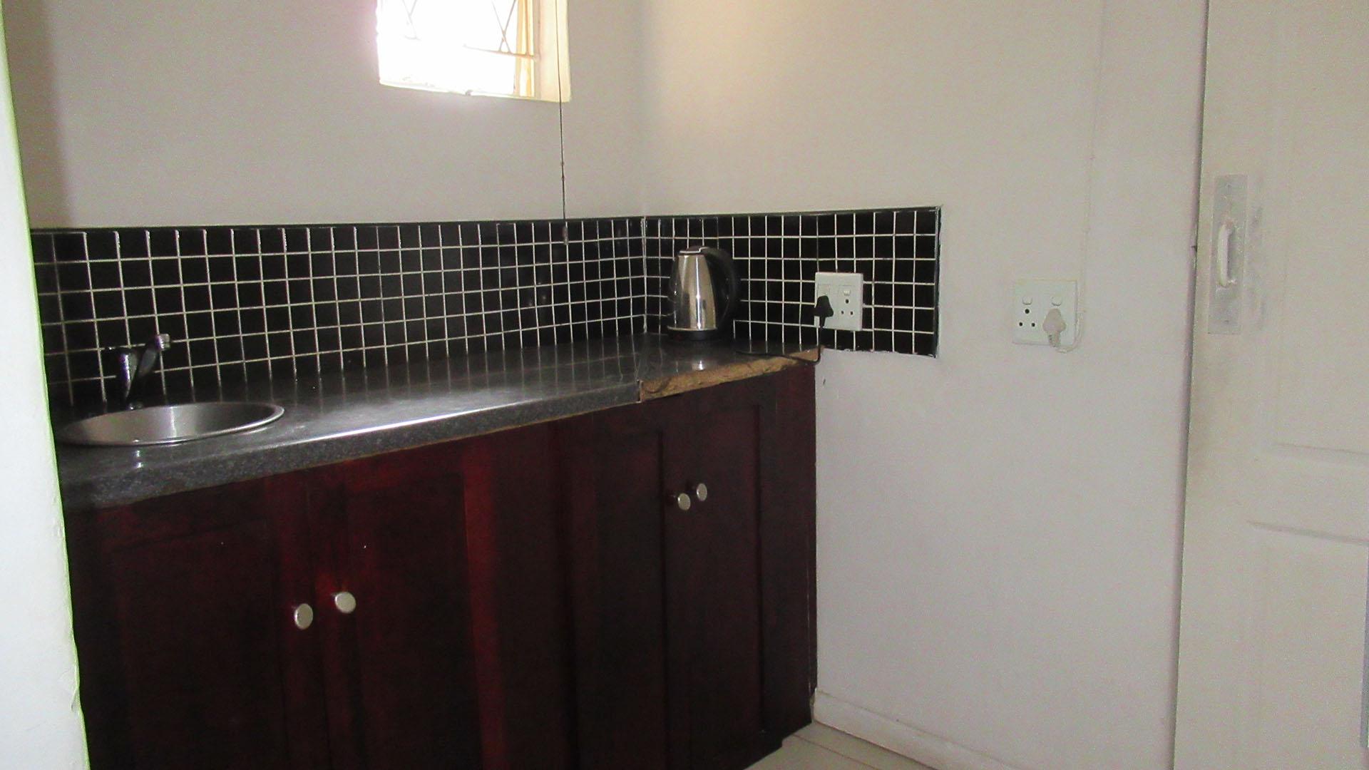 Spaces - 56 square meters of property in Ferndale - JHB