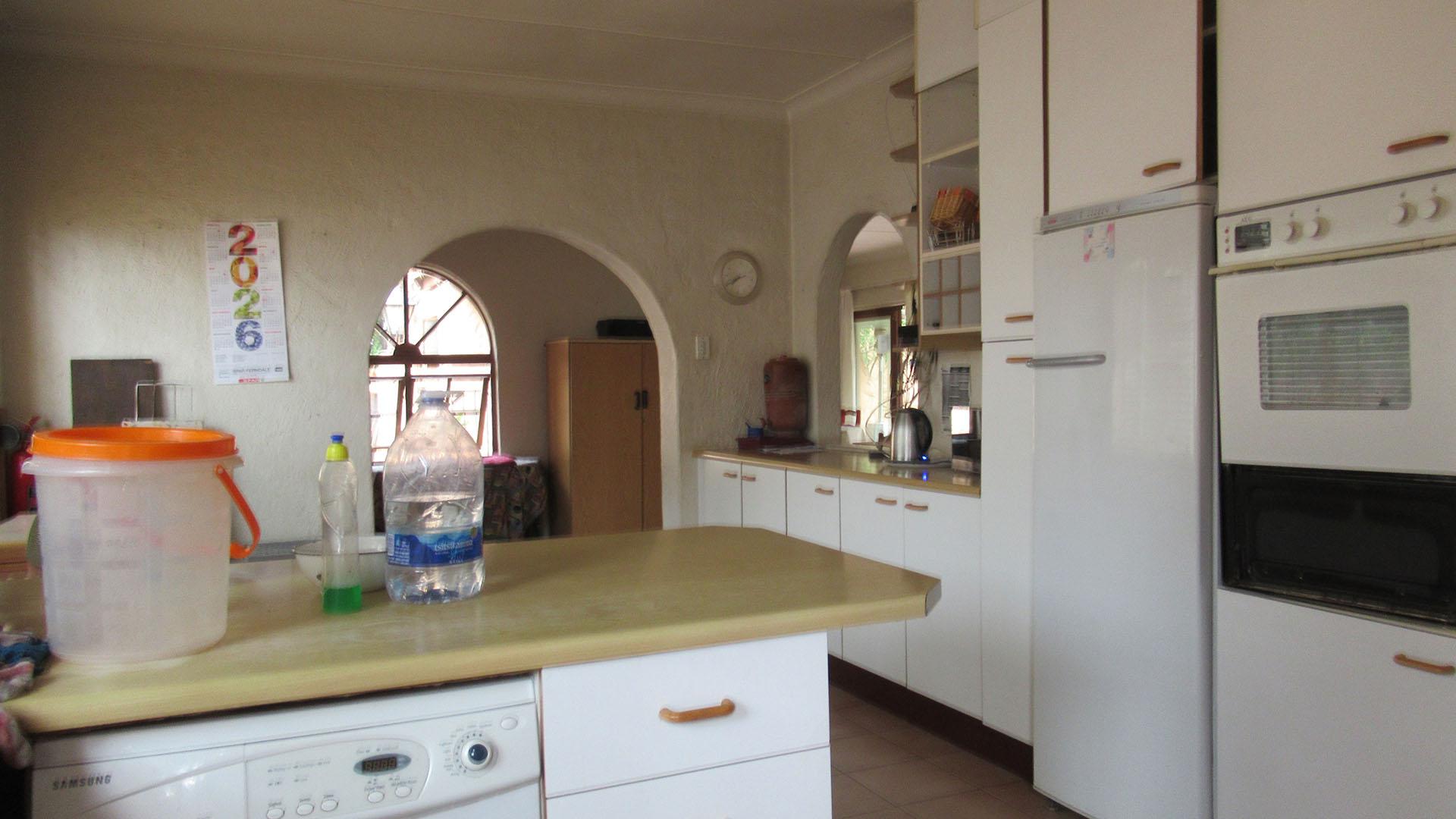 Kitchen - 29 square meters of property in Ferndale - JHB