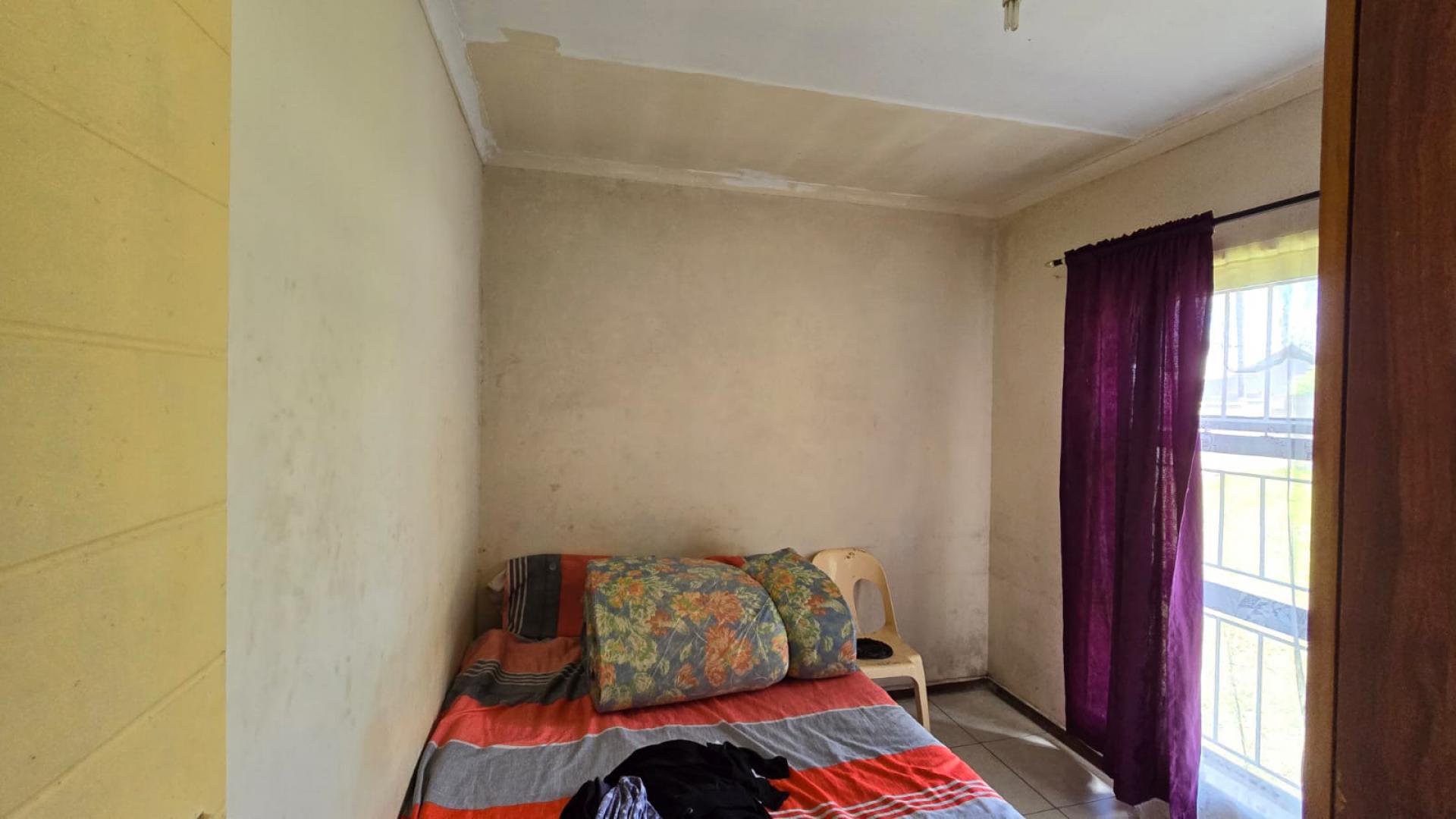 Bed Room 2 of property in Pacaltsdorp