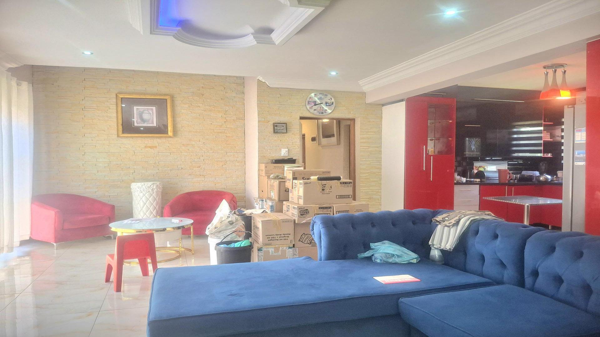 Lounges of property in Protea Glen