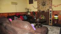 Lounges - 25 square meters of property in Rosettenville