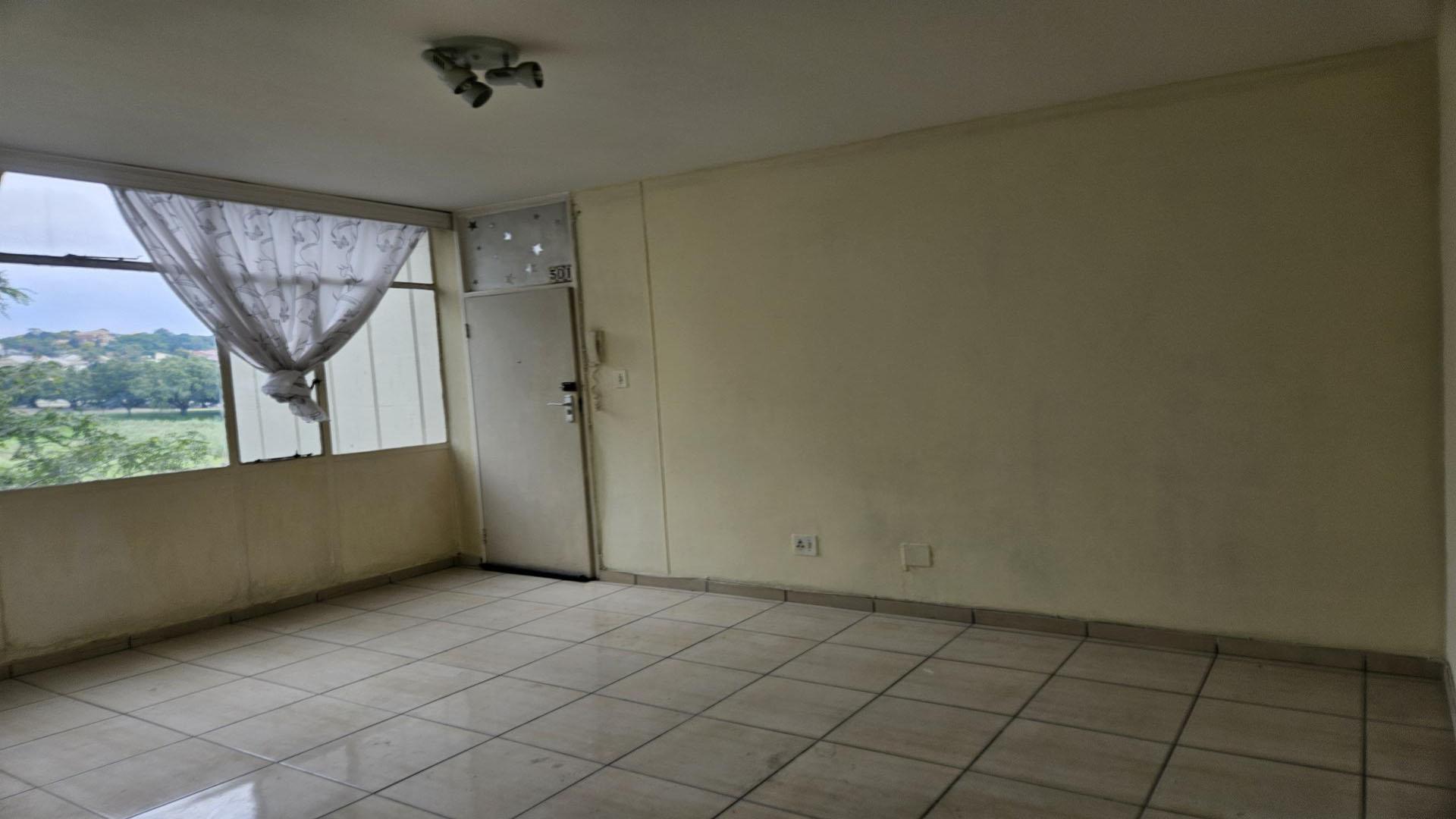 Bed Room 3 of property in Bedford Gardens