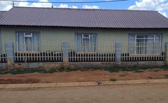 3 Bedroom House for Sale For Sale in Ikageng - MR703779