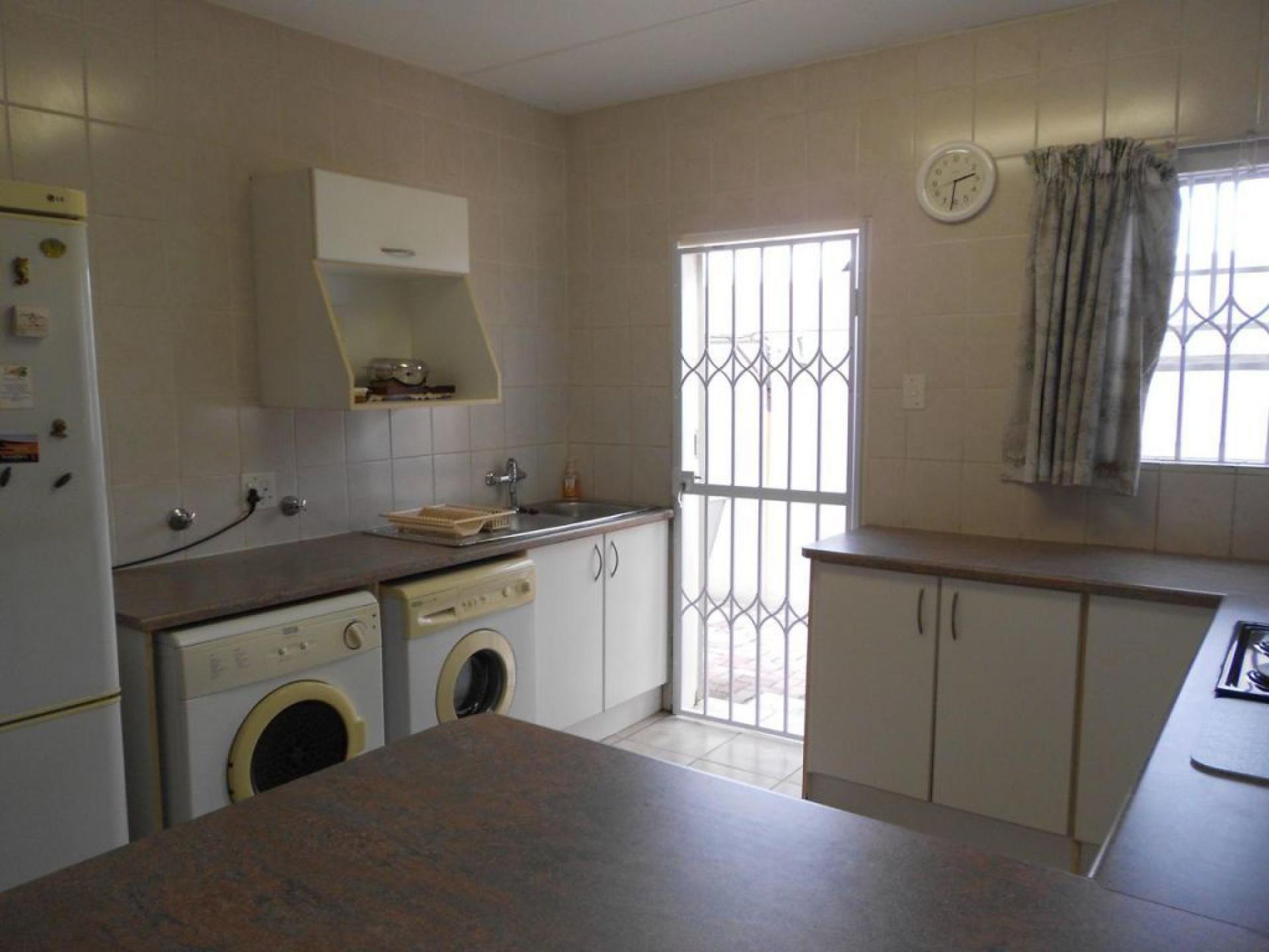  of property in Rietvalleirand