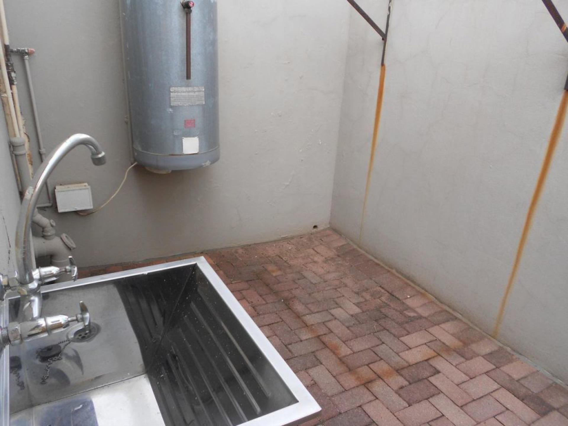  of property in Rietvalleirand