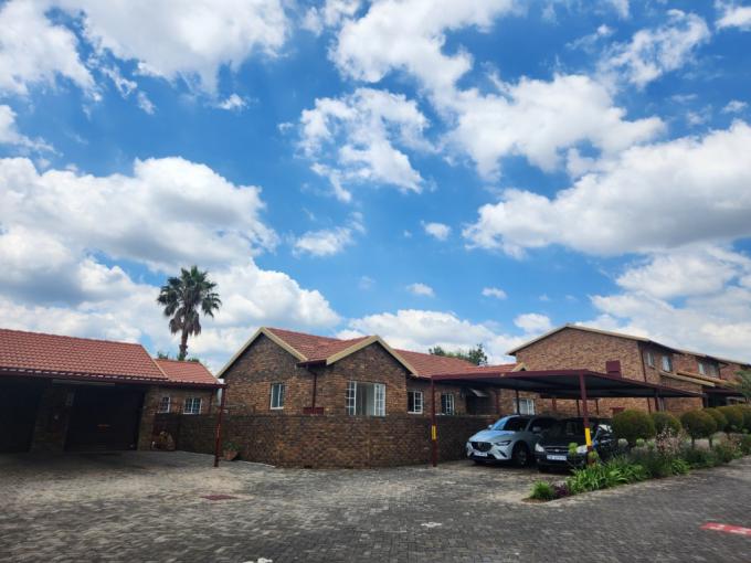 Simplex to Rent in Rooihuiskraal - Property to rent - MR703815