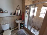  of property in Theresapark