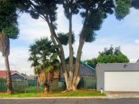  of property in Evans Park