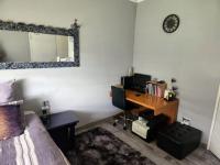  of property in Evans Park