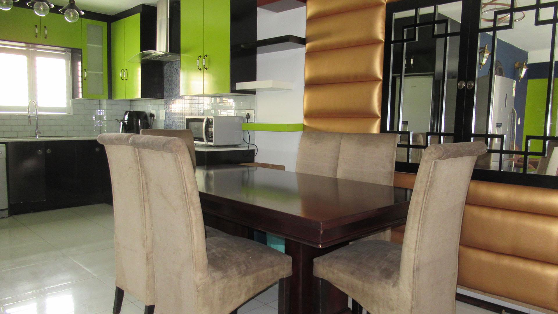 Dining Room - 12 square meters of property in Elandshaven