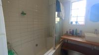 Bathroom 1 - 5 square meters of property in Clarendon