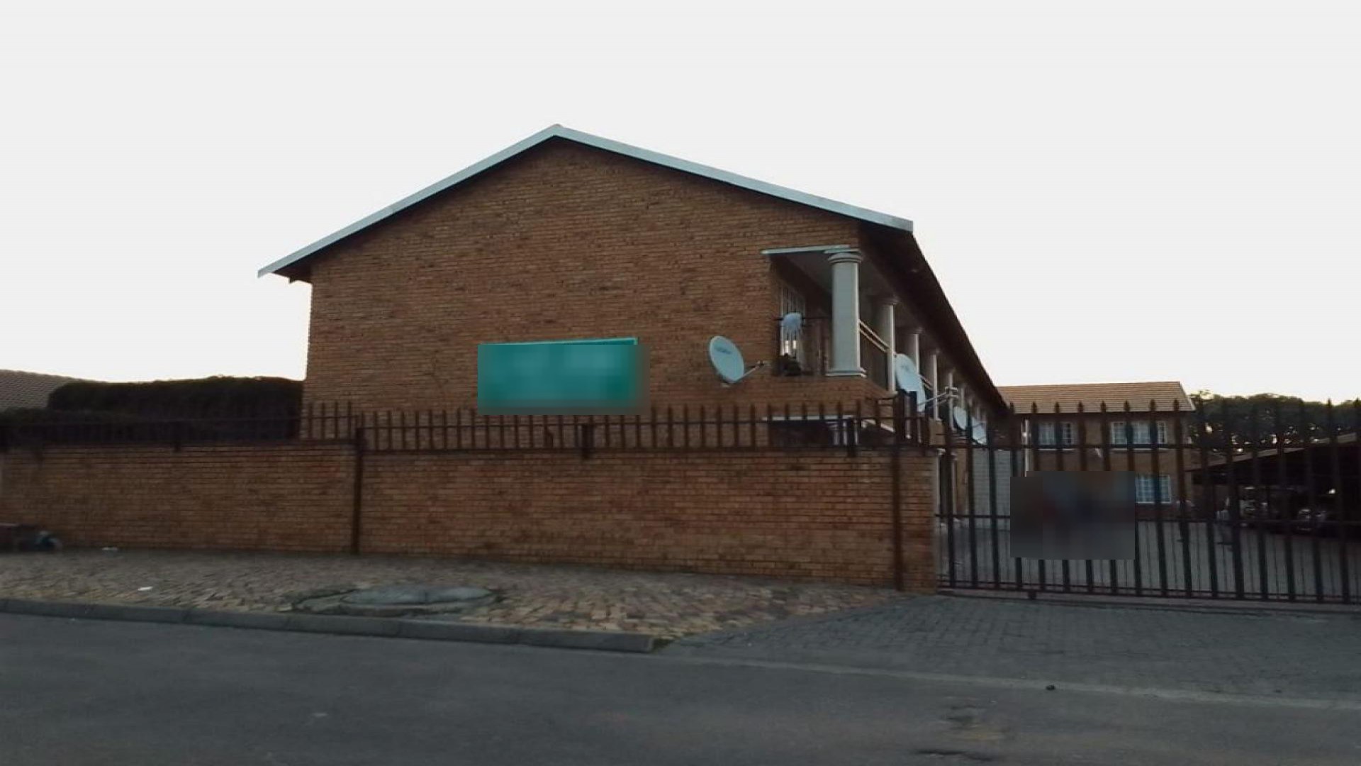 Front View of property in Rustenburg