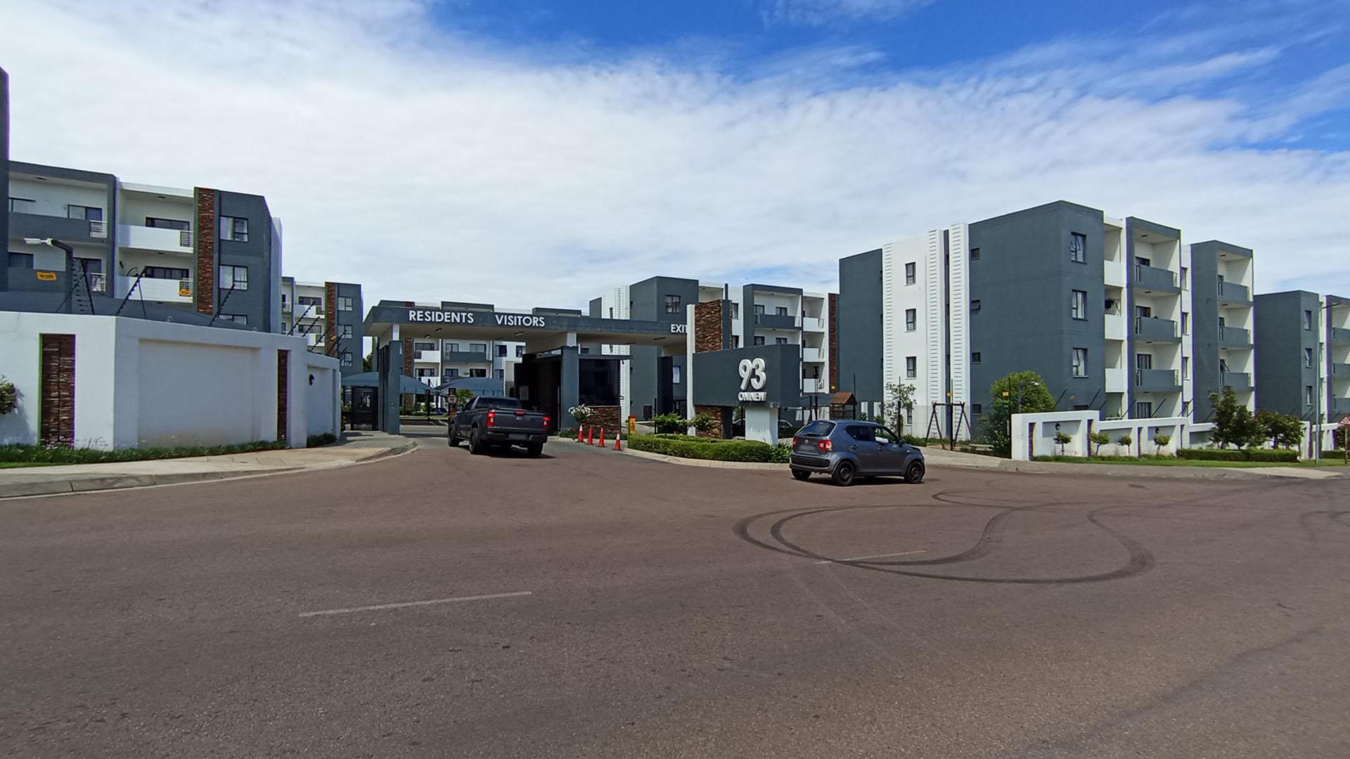 Front View of property in Erand Gardens