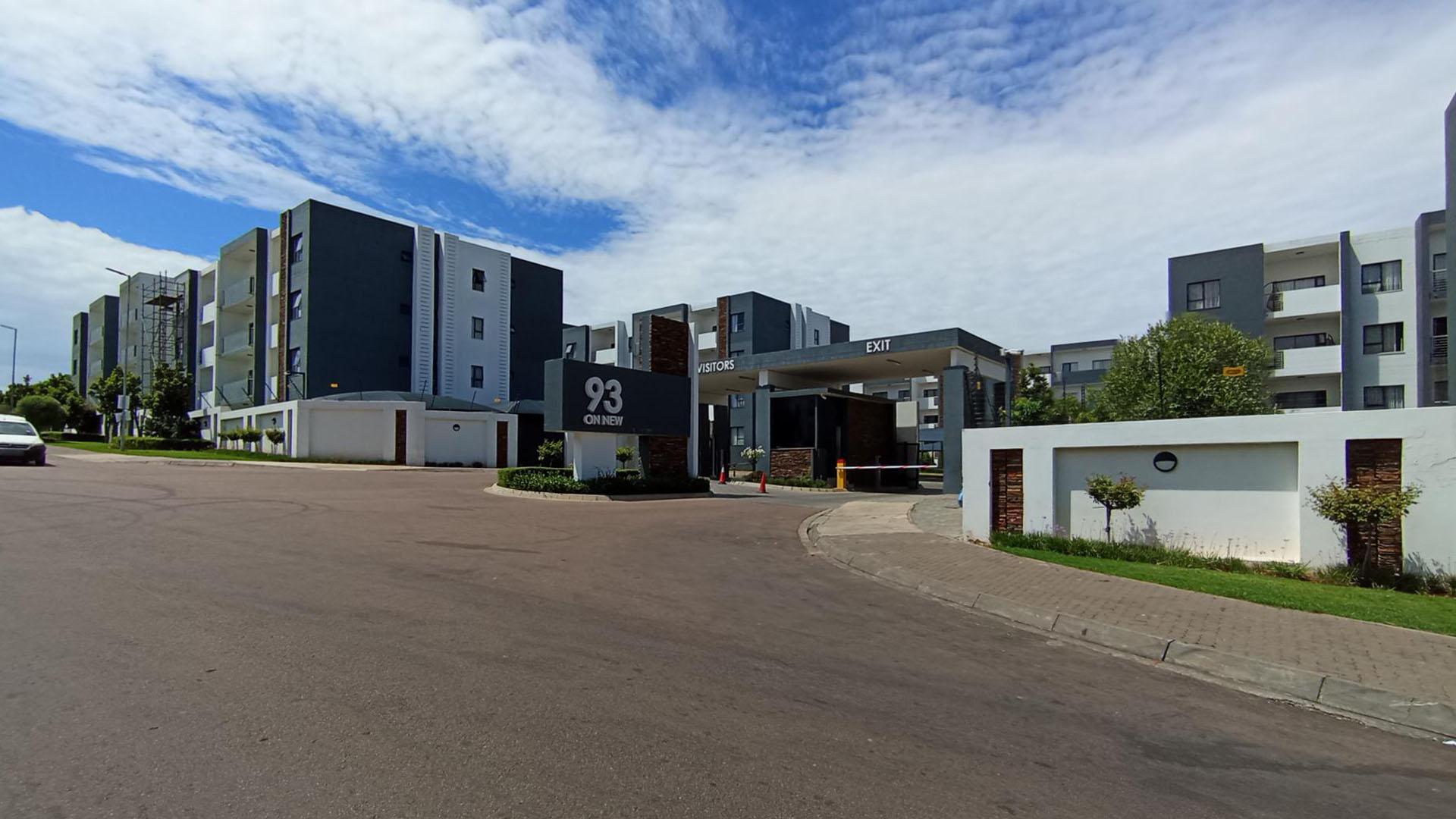 Front View of property in Erand Gardens