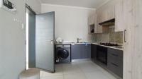 Kitchen - 13 square meters of property in Erand Gardens