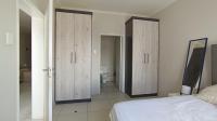 Main Bedroom - 16 square meters of property in Erand Gardens