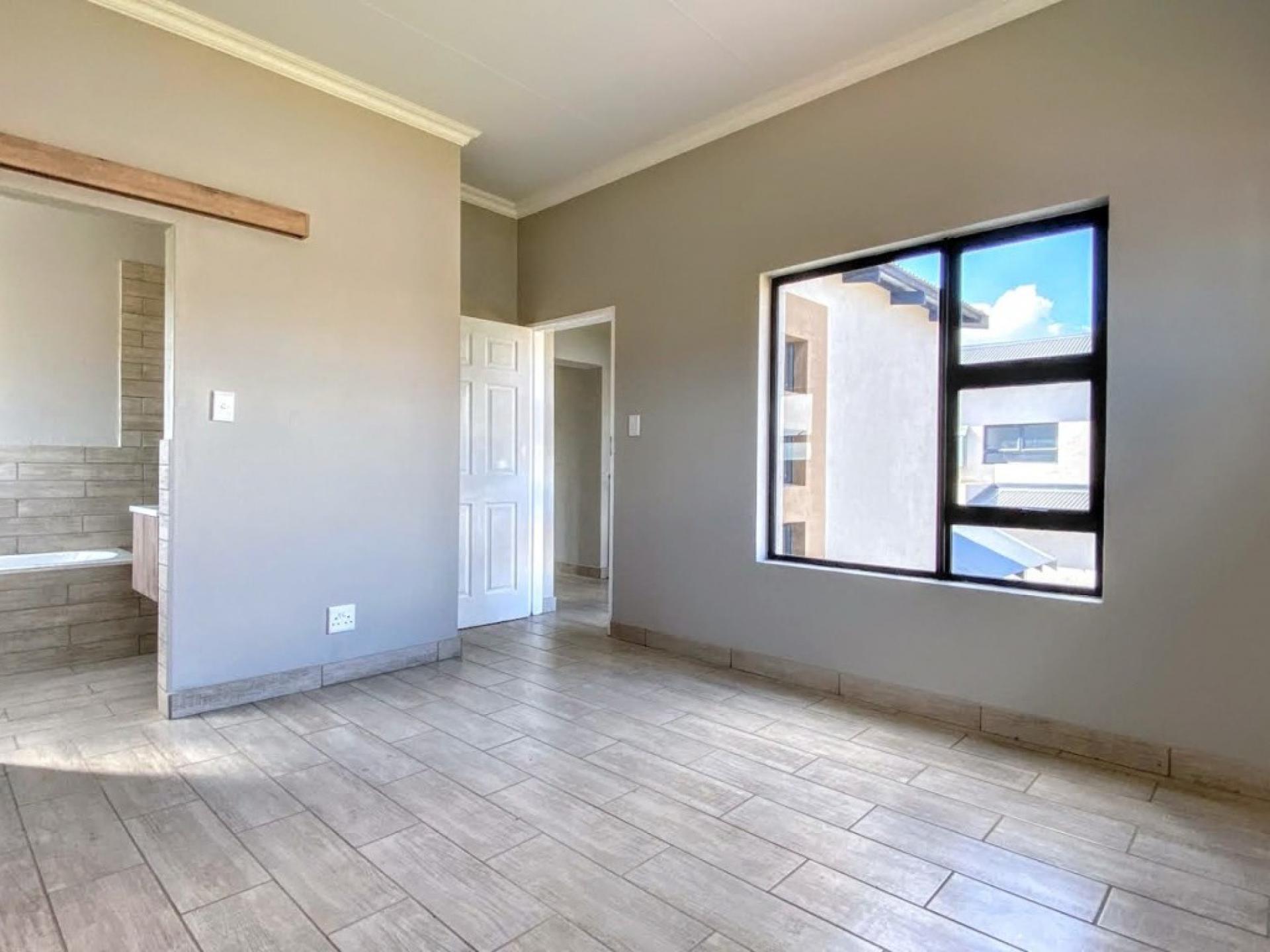  of property in Derdepoortpark