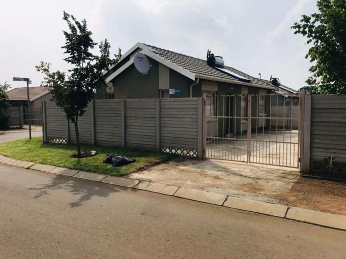 3 Bedroom House for Sale For Sale in Palm Ridge - MR703947