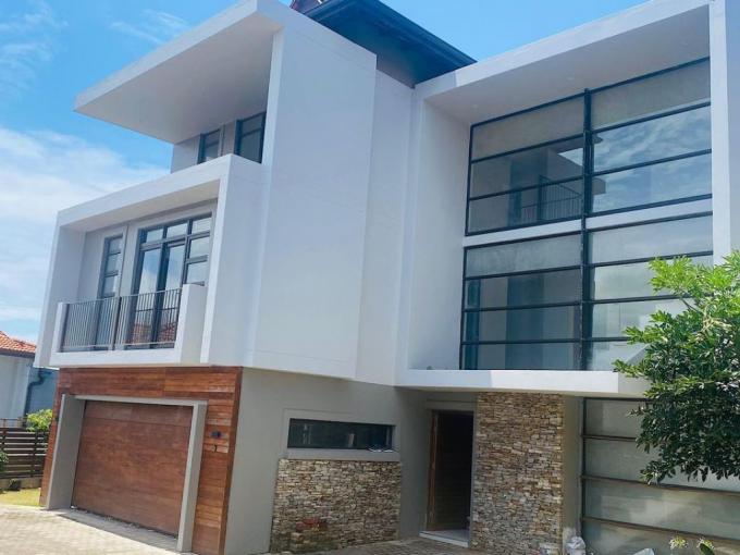5 Bedroom Duplex for Sale For Sale in Umhlanga  - MR703970