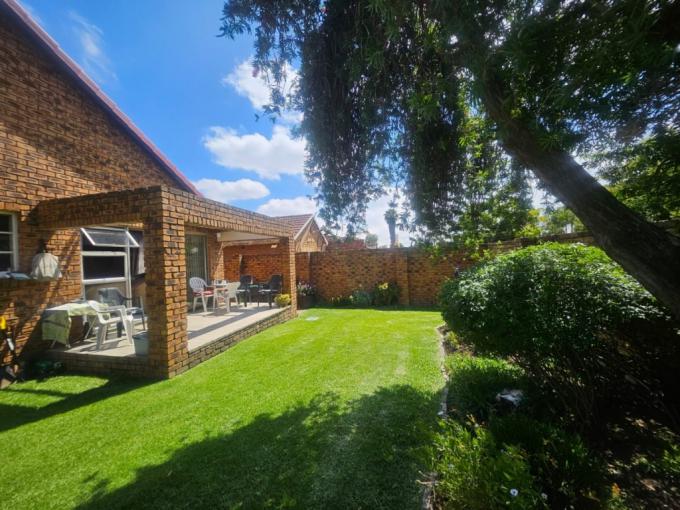 3 Bedroom Simplex for Sale For Sale in Randhart - MR703991