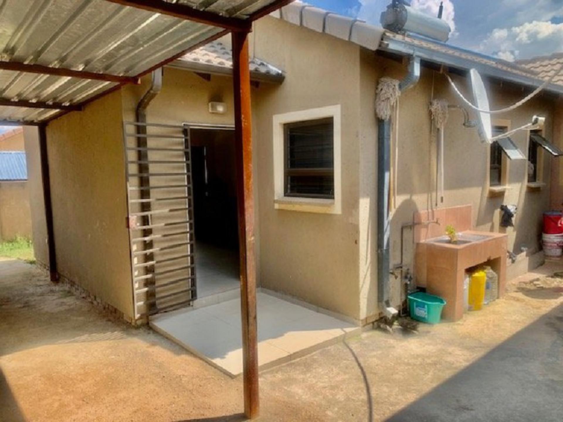  of property in Kya Sand