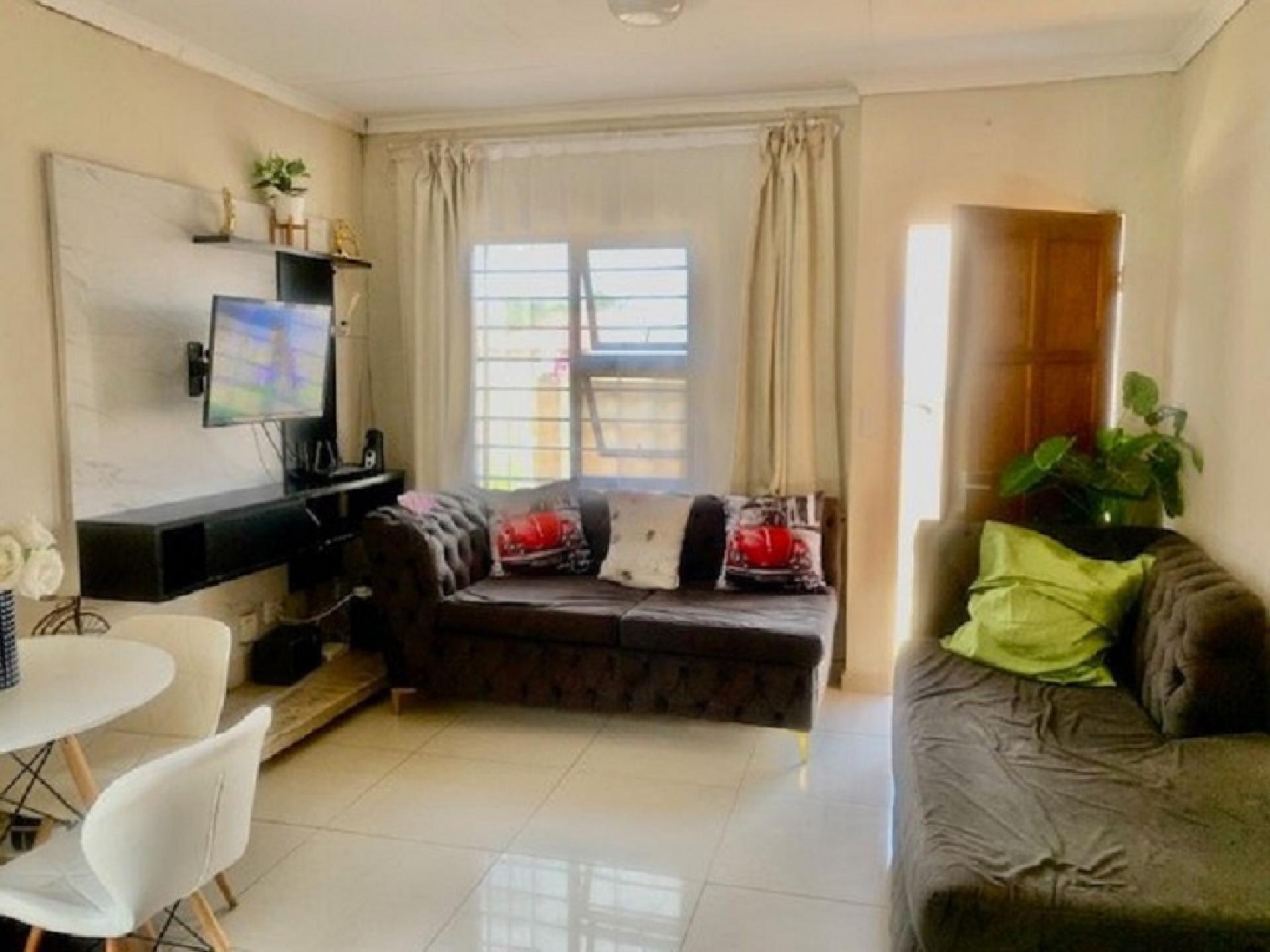  of property in Kya Sand