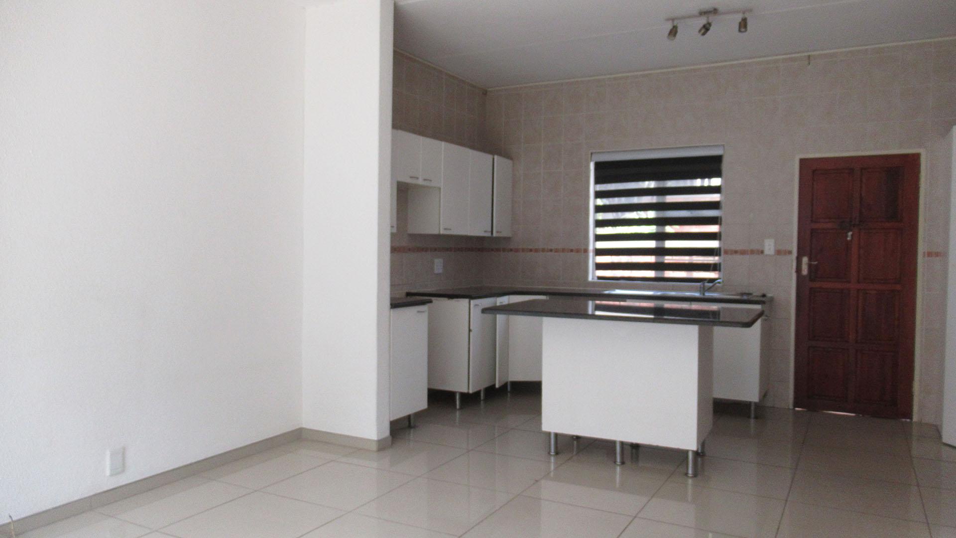 Lounges - 24 square meters of property in Randburg