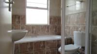 Bathroom 1 - 5 square meters of property in Randburg