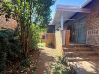  of property in Glenvista