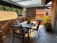  of property in Glenvista