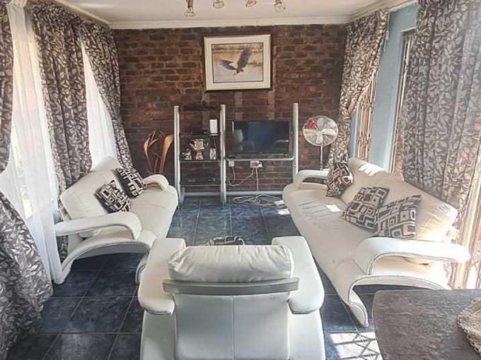 3 Bedroom House for Sale For Sale in Elandspark - MR704085