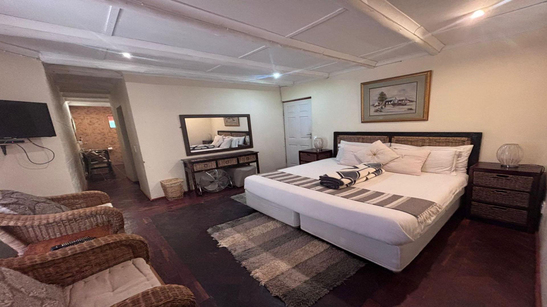 Bed Room 1 of property in Elandsfontein JR