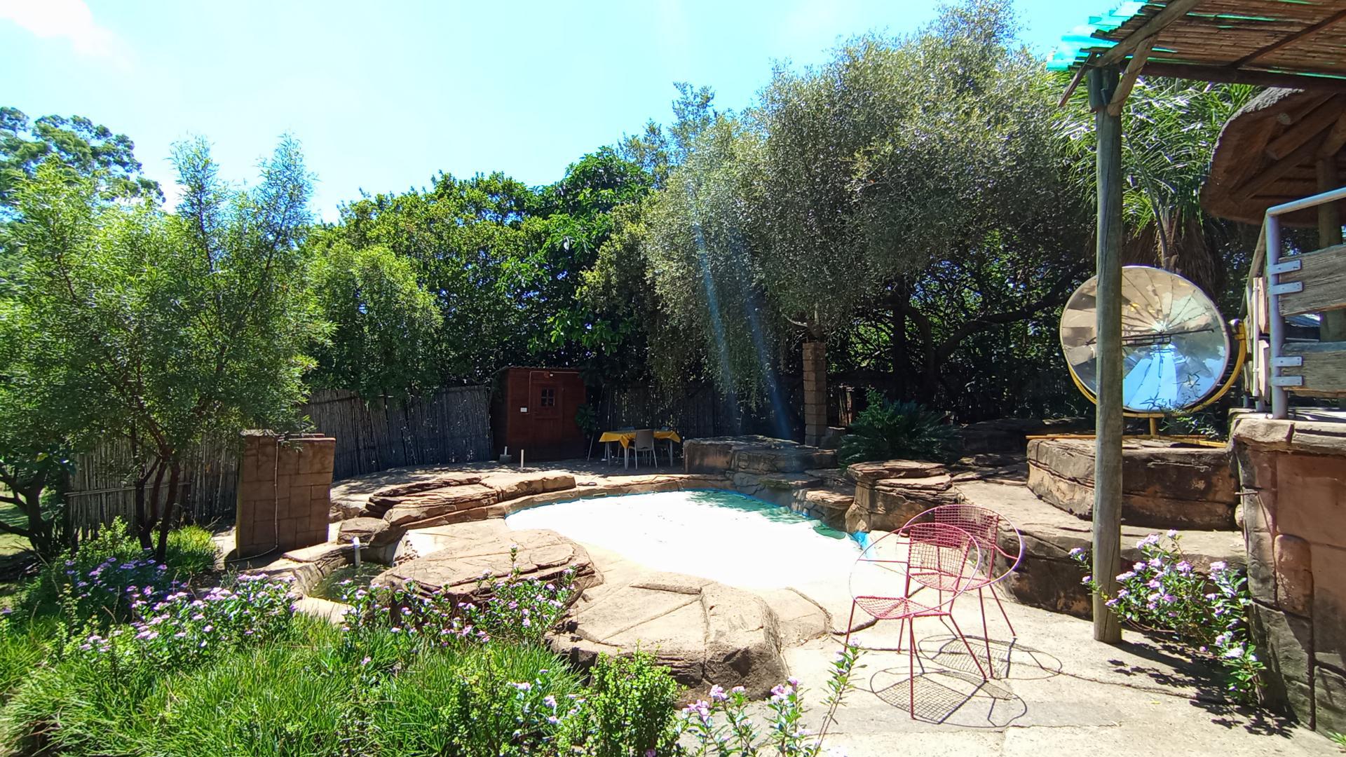 Backyard of property in Elandsfontein JR
