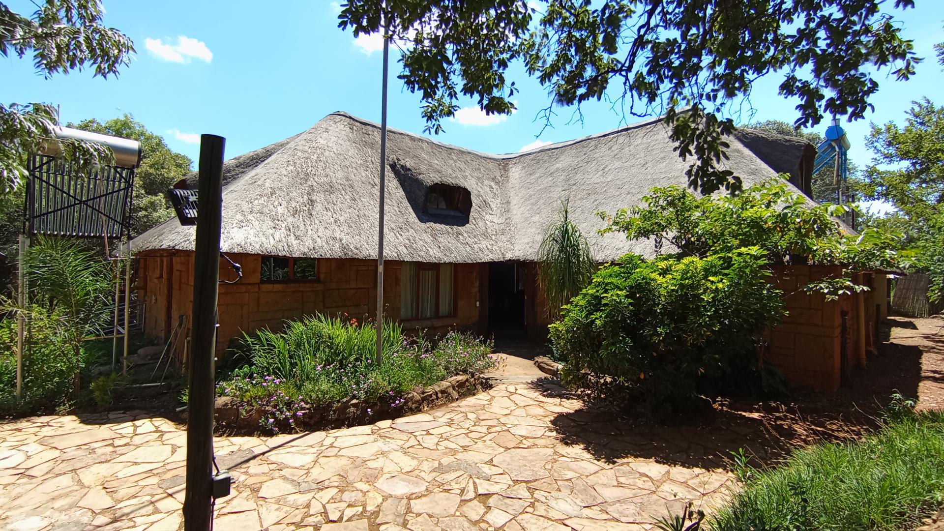 Front View of property in Elandsfontein JR