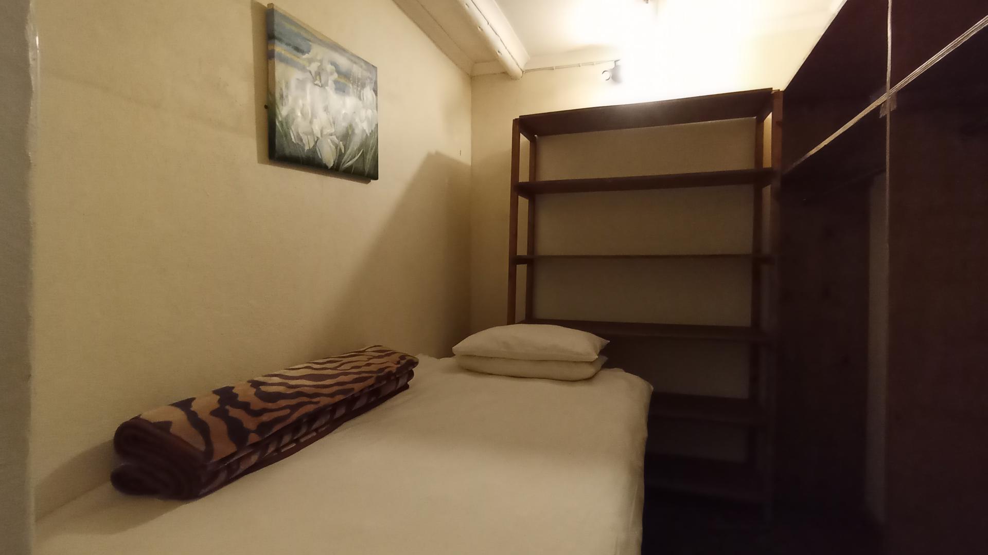 Bed Room 2 - 31 square meters of property in Elandsfontein JR