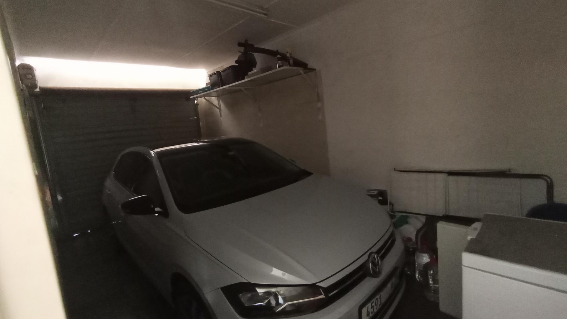 Garage - 22 square meters of property in Scottsville PMB