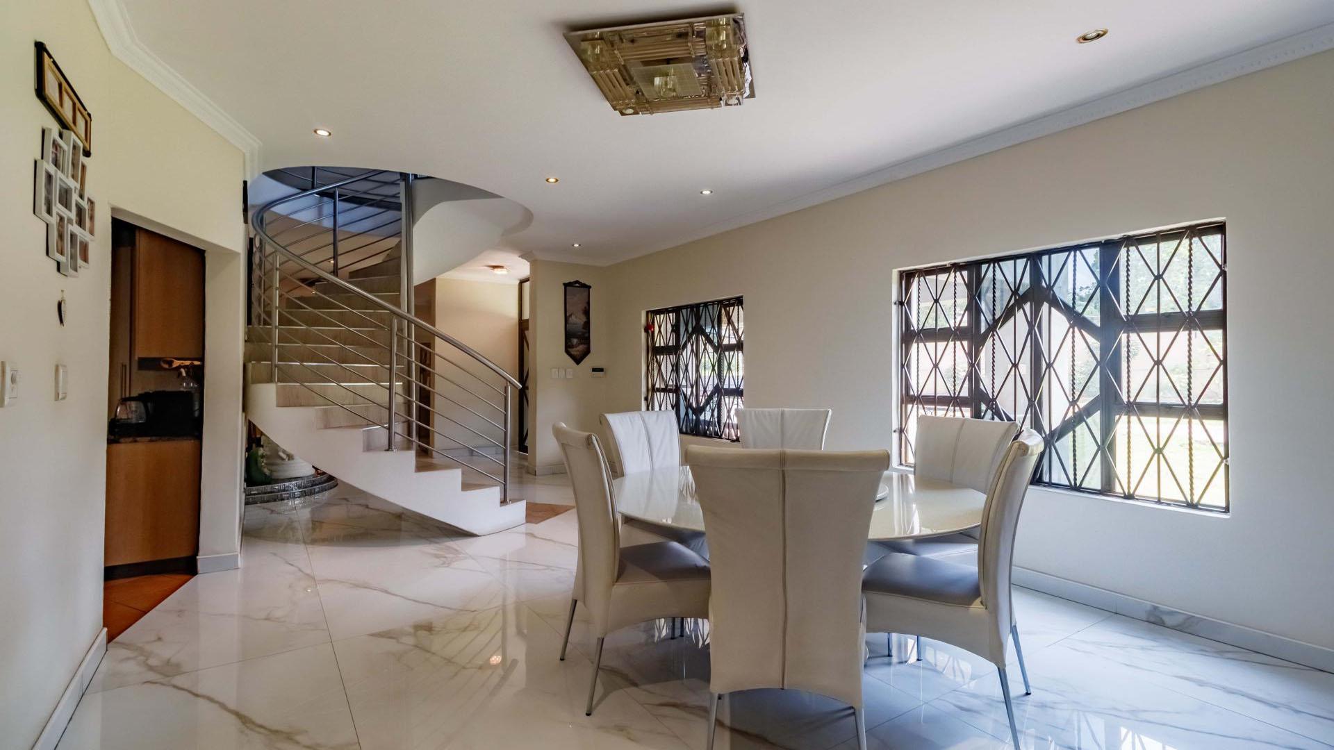 Dining Room of property in Midrand