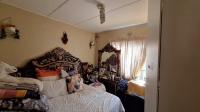 Bed Room 1 - 9 square meters of property in Chloorkop