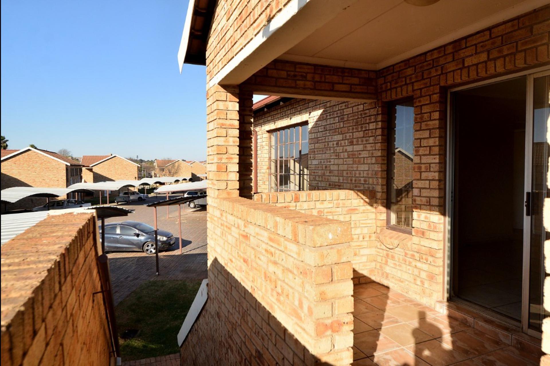  of property in Florida Lake