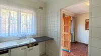 Kitchen - 9 square meters of property in Queensburgh