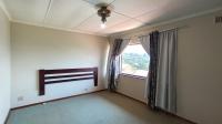 Bed Room 2 - 21 square meters of property in Queensburgh