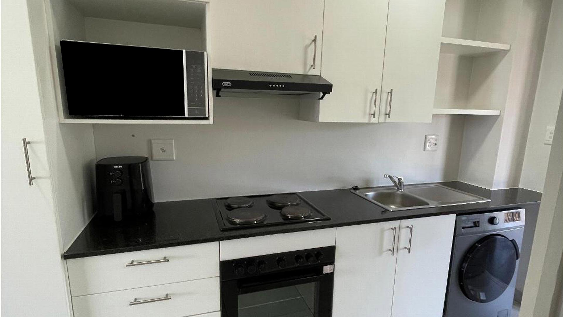 Kitchen of property in Hayfields